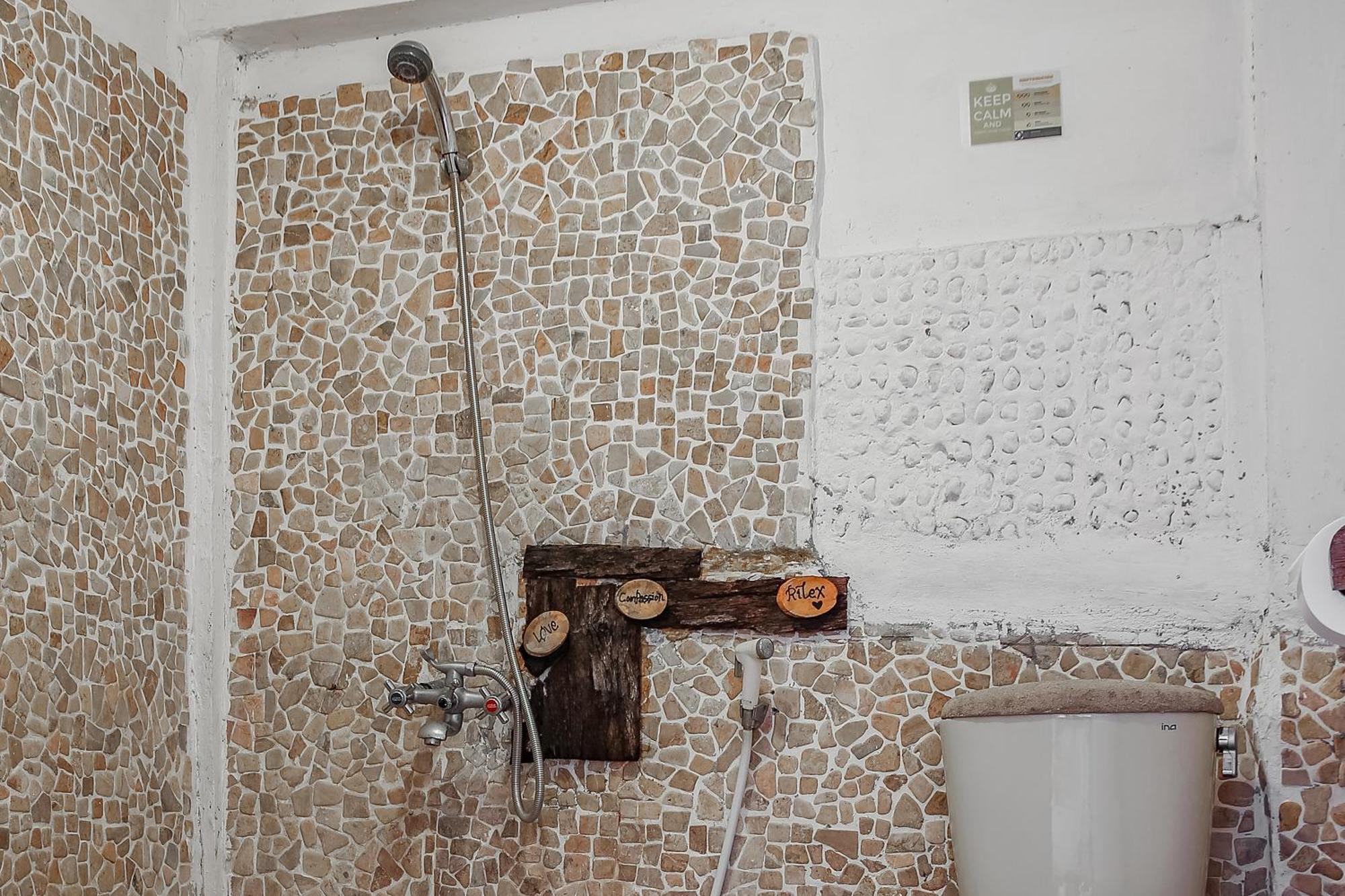 Cemara Beachfront Suite Mondu المظهر الخارجي الصورة